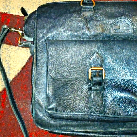 GroundCover Leather CompanyLaptop Bag – 15″ - Picture 3 of 16